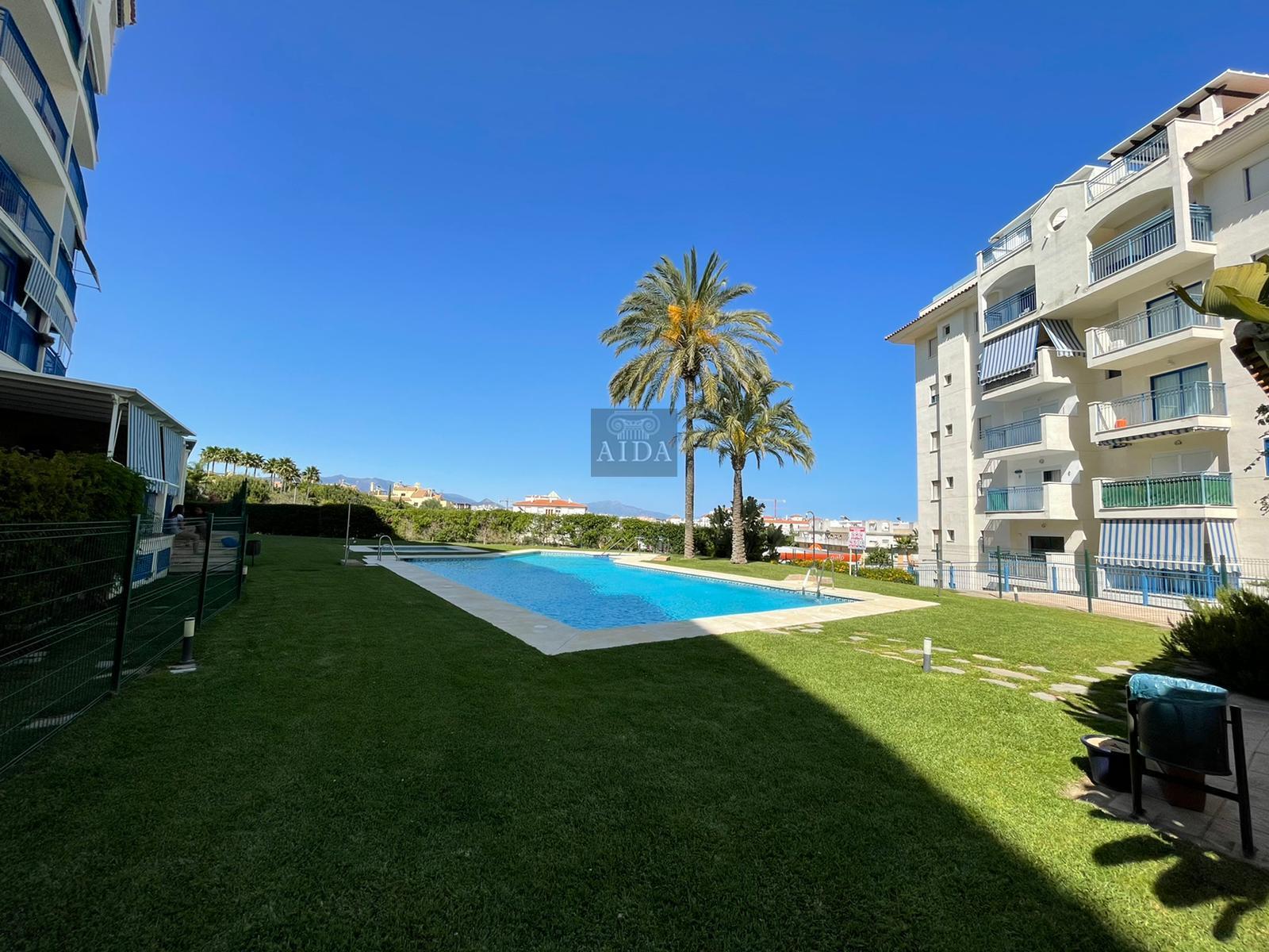 For sale of flat in Estepona