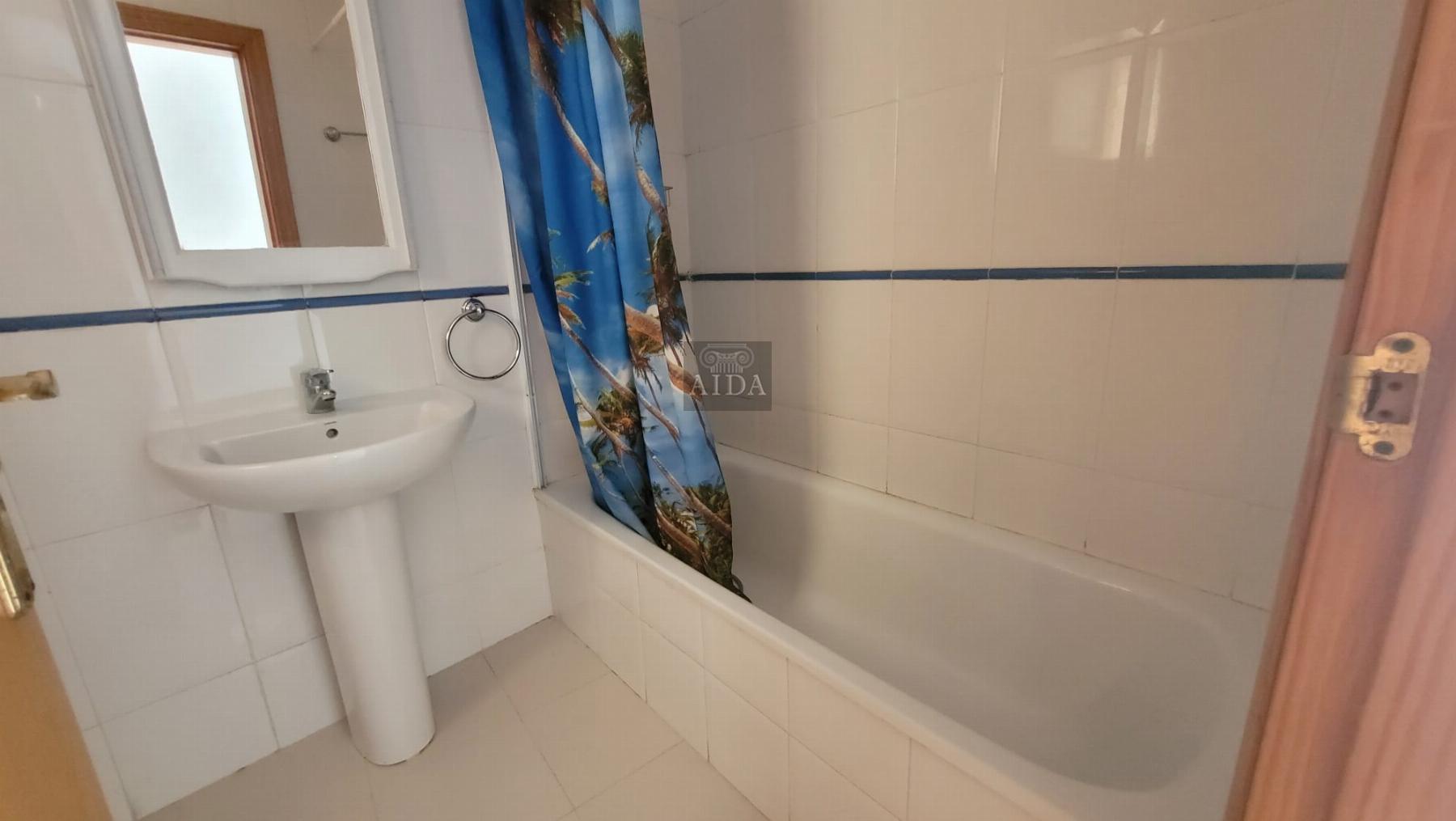 For sale of flat in Estepona