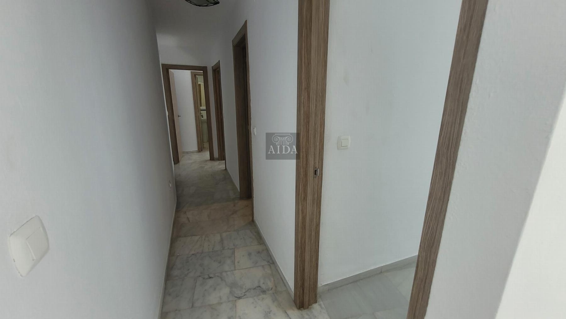 For sale of flat in Estepona