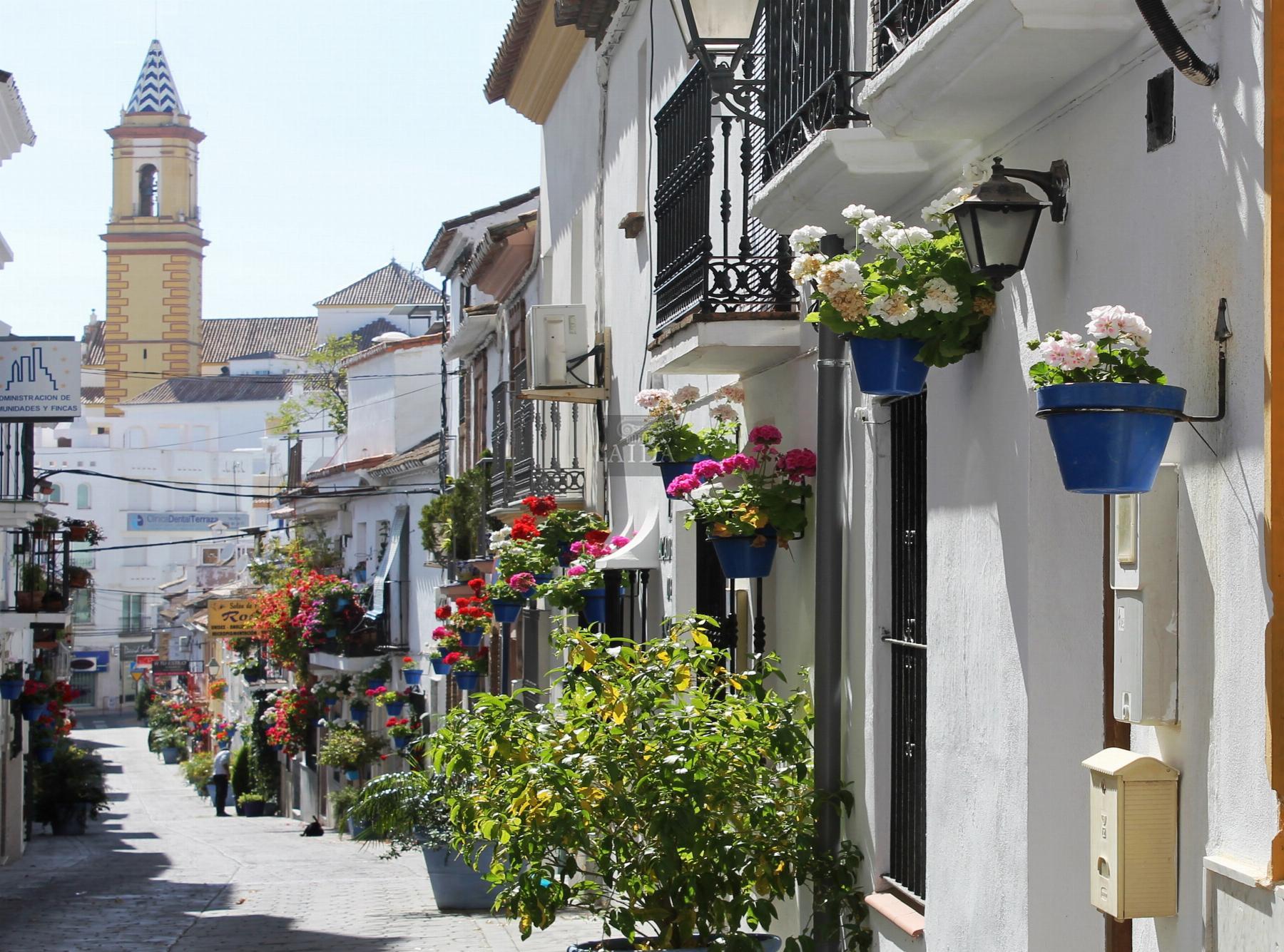 For sale of house in Estepona