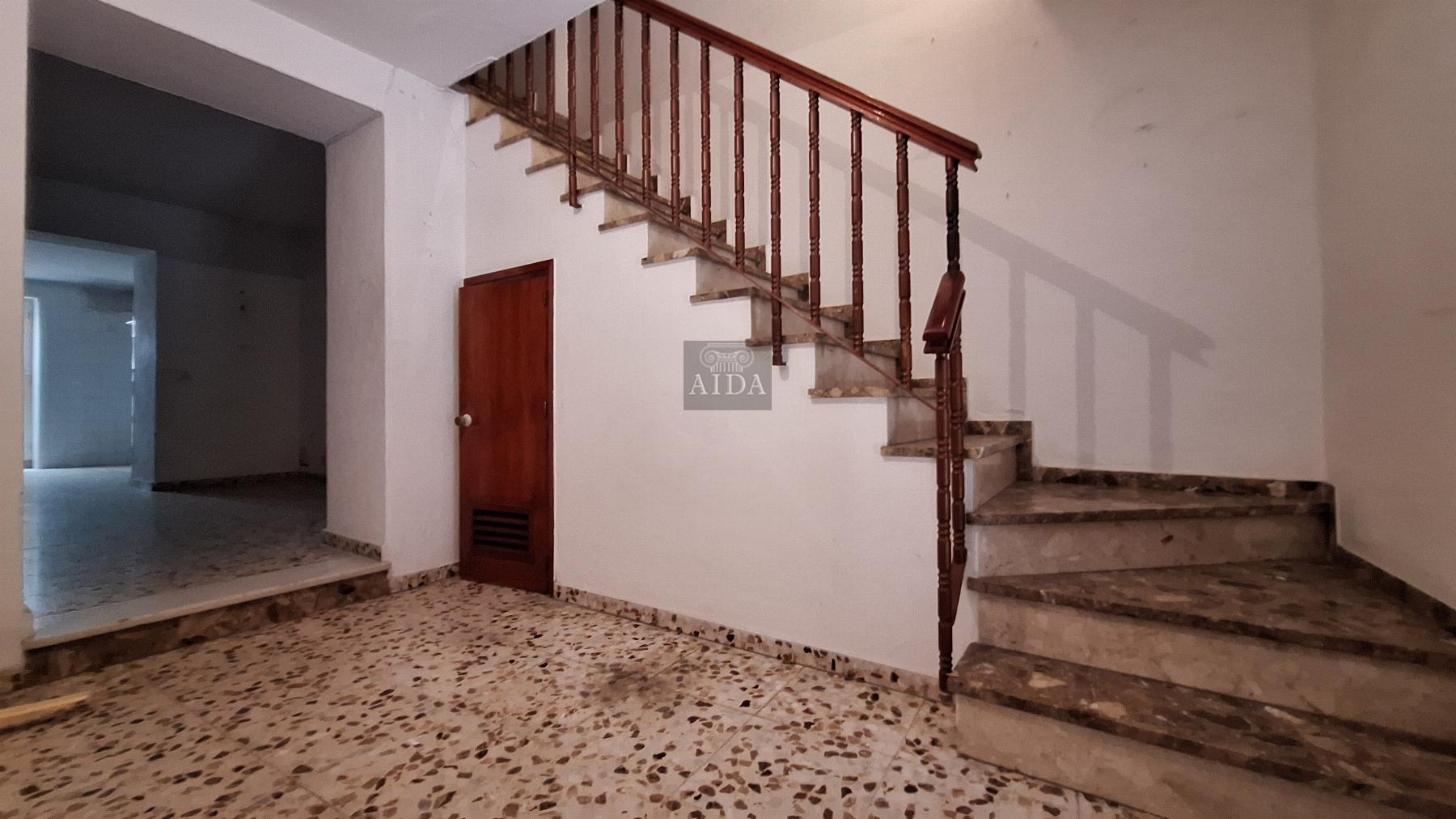 For sale of house in Estepona