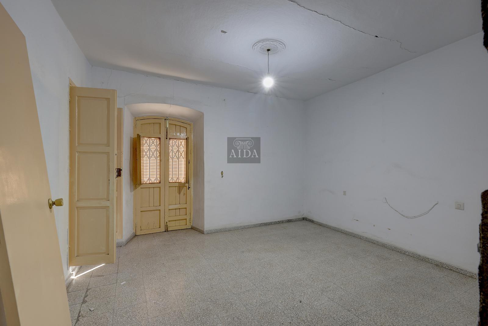 For sale of house in Estepona