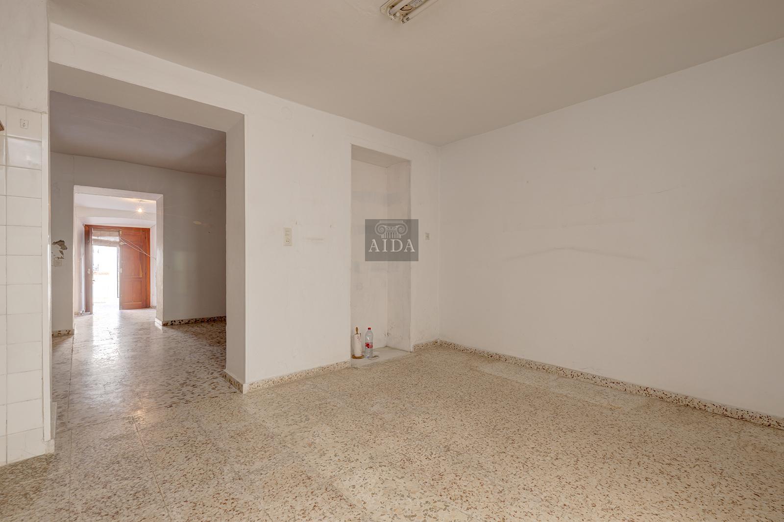 For sale of house in Estepona