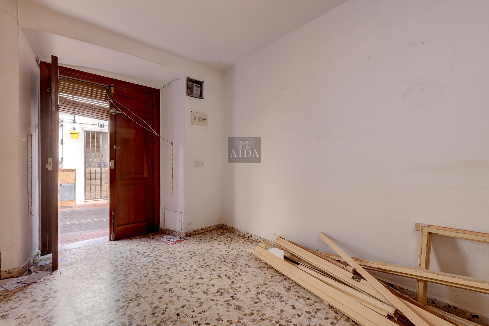 For sale of house in Estepona