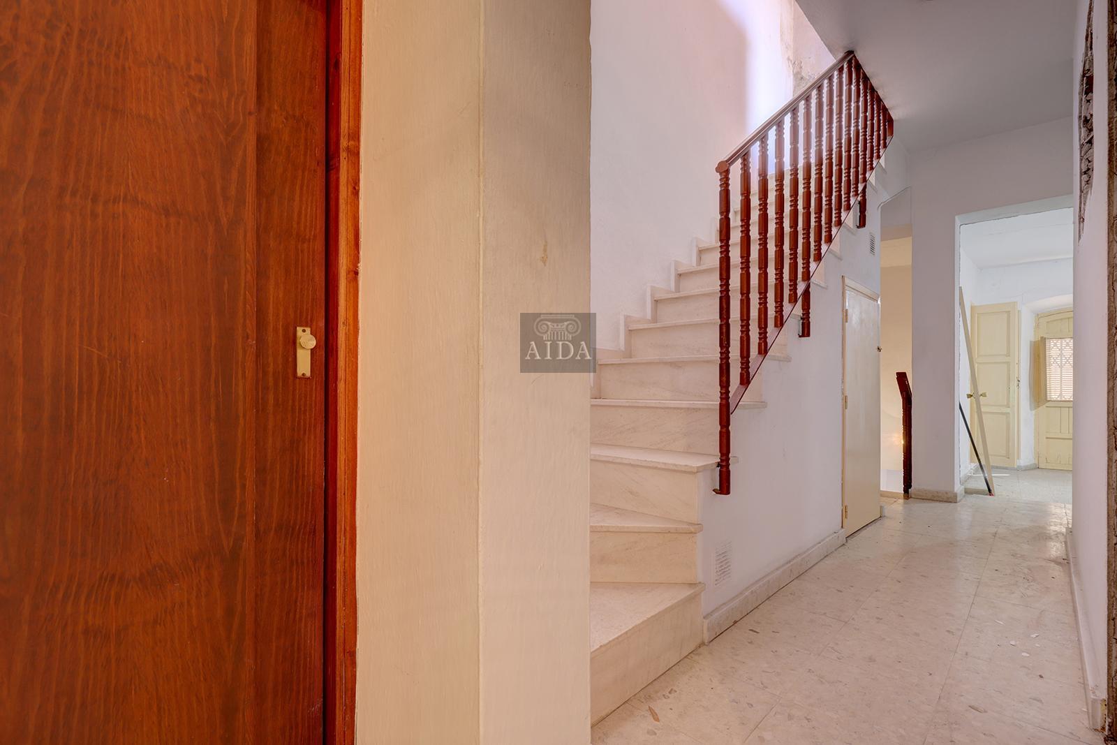 For sale of house in Estepona
