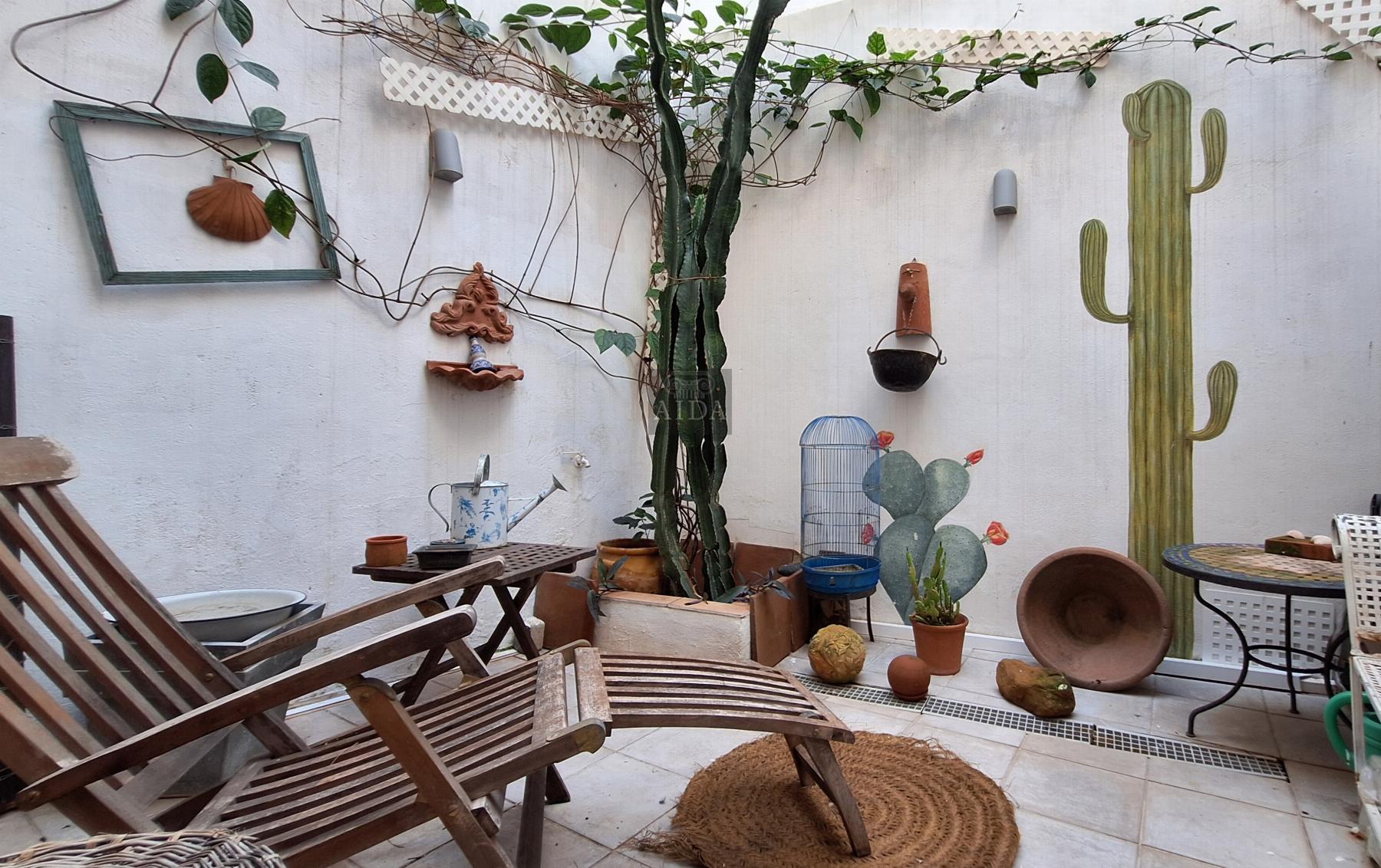 For sale of house in Estepona