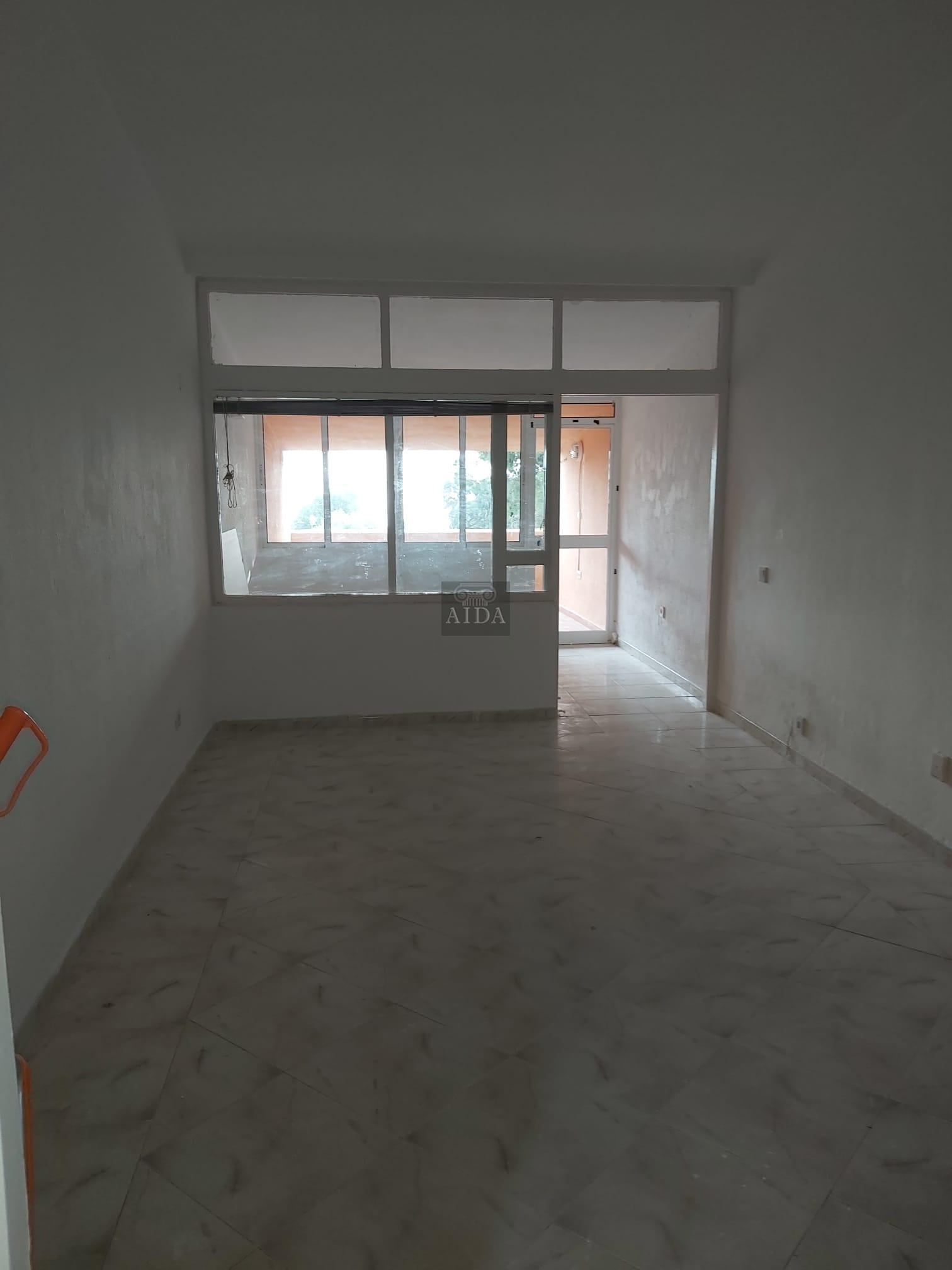 For sale of flat in Estepona