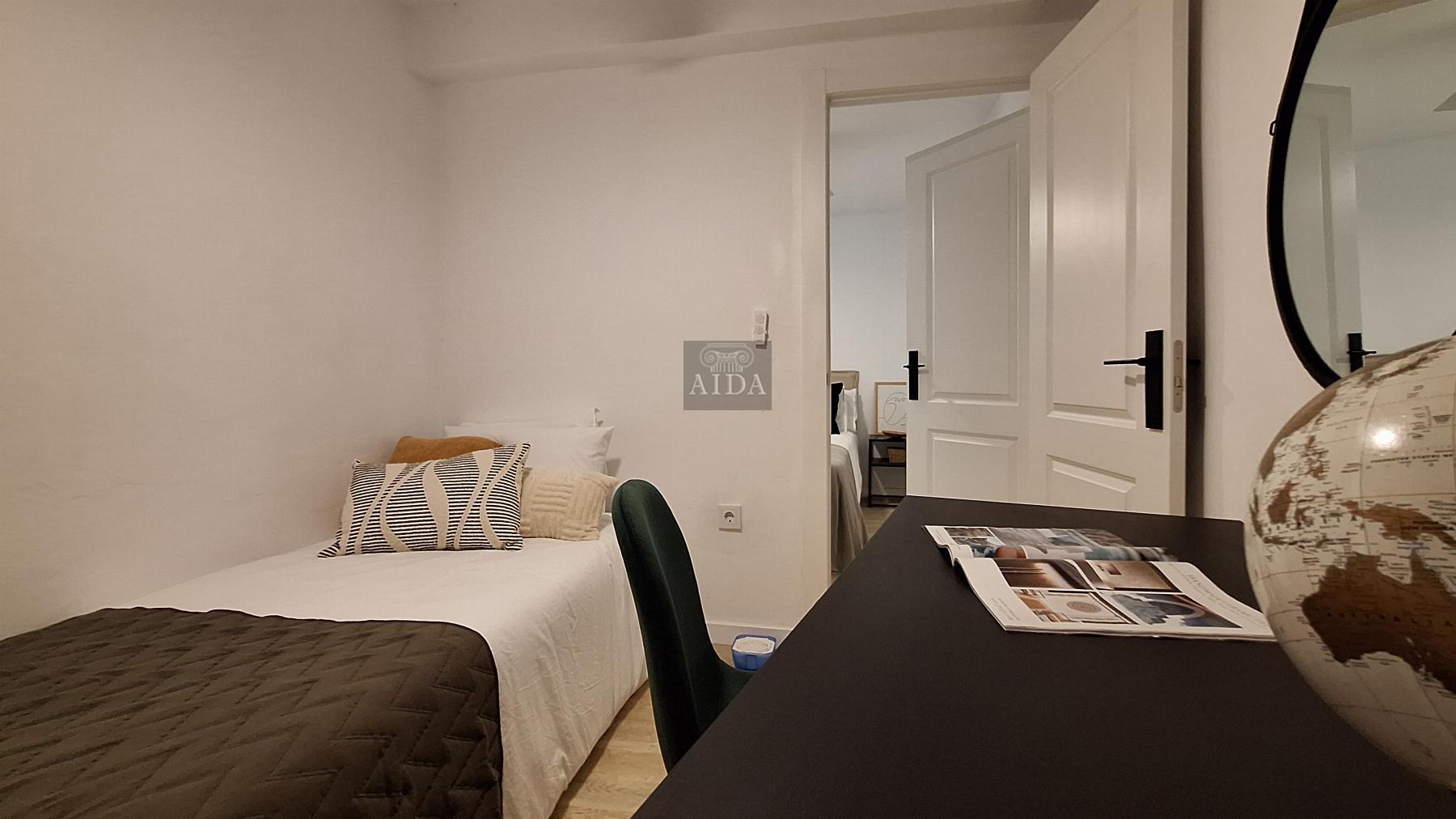 For sale of house in Estepona