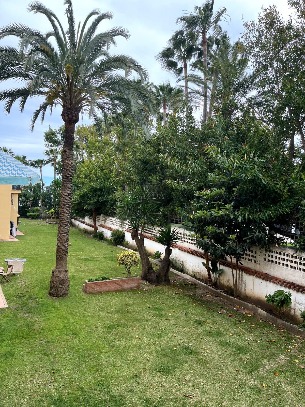 For sale of flat in Estepona