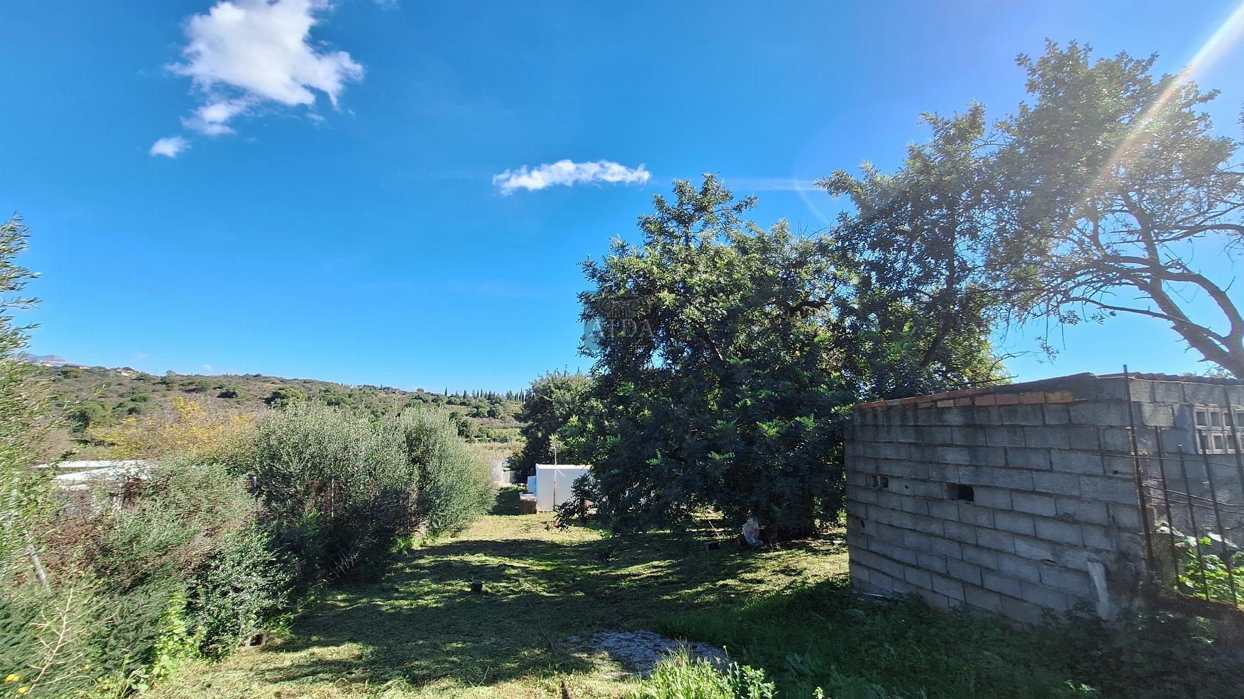 For sale of rural property in Estepona