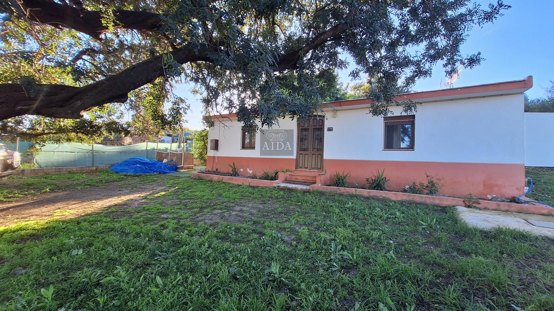 For sale of rural property in Estepona