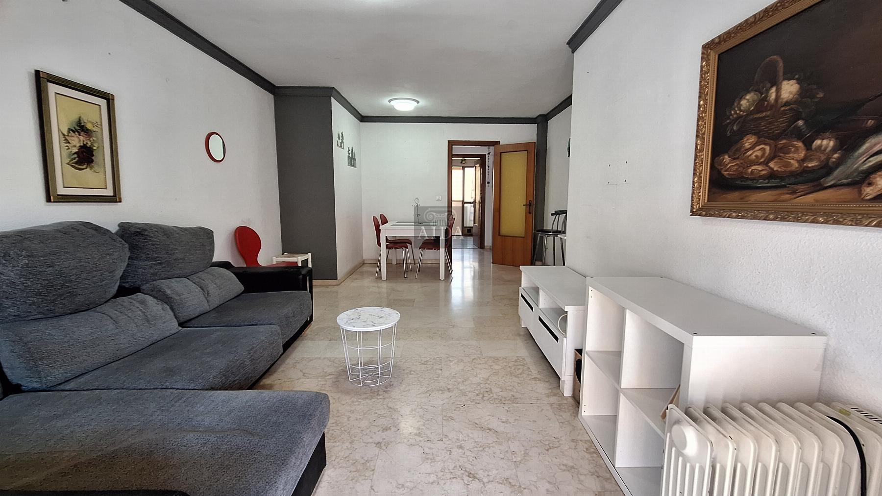 For sale of flat in Estepona