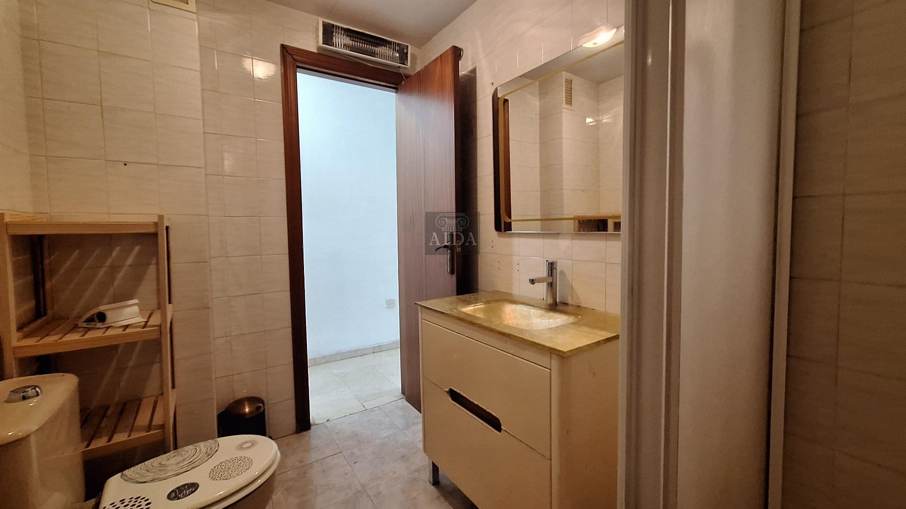 For sale of flat in Estepona