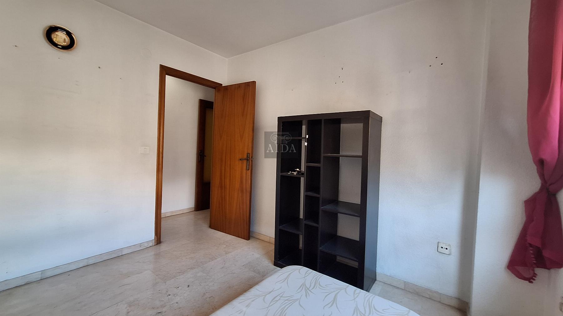 For sale of flat in Estepona