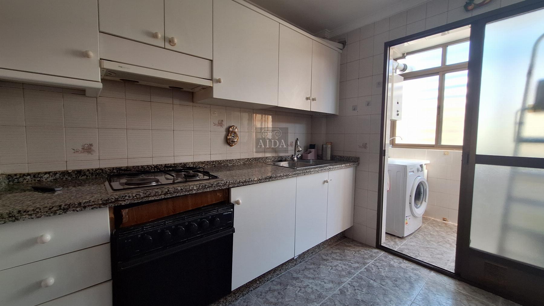 For sale of flat in Estepona
