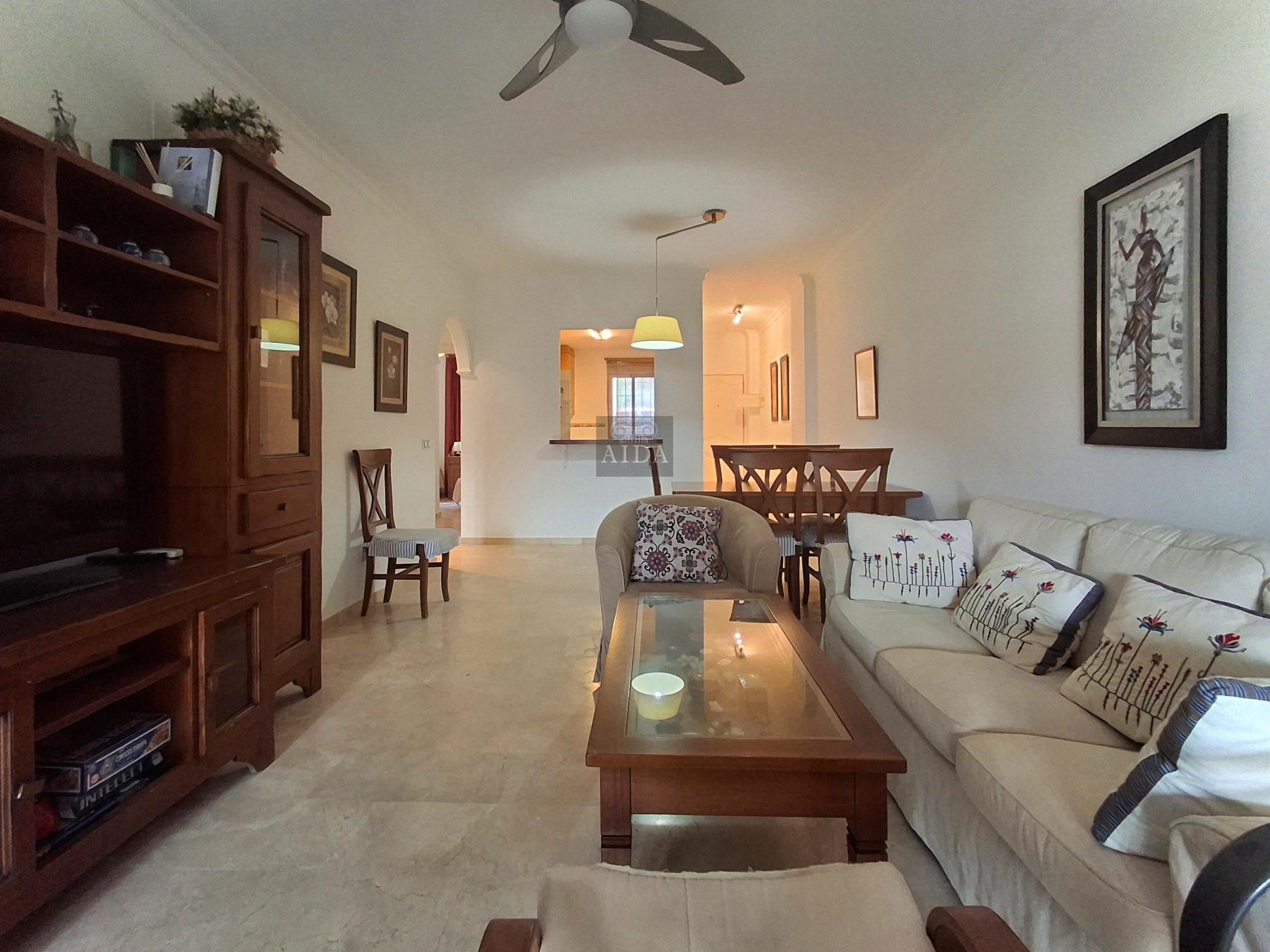For sale of flat in Estepona
