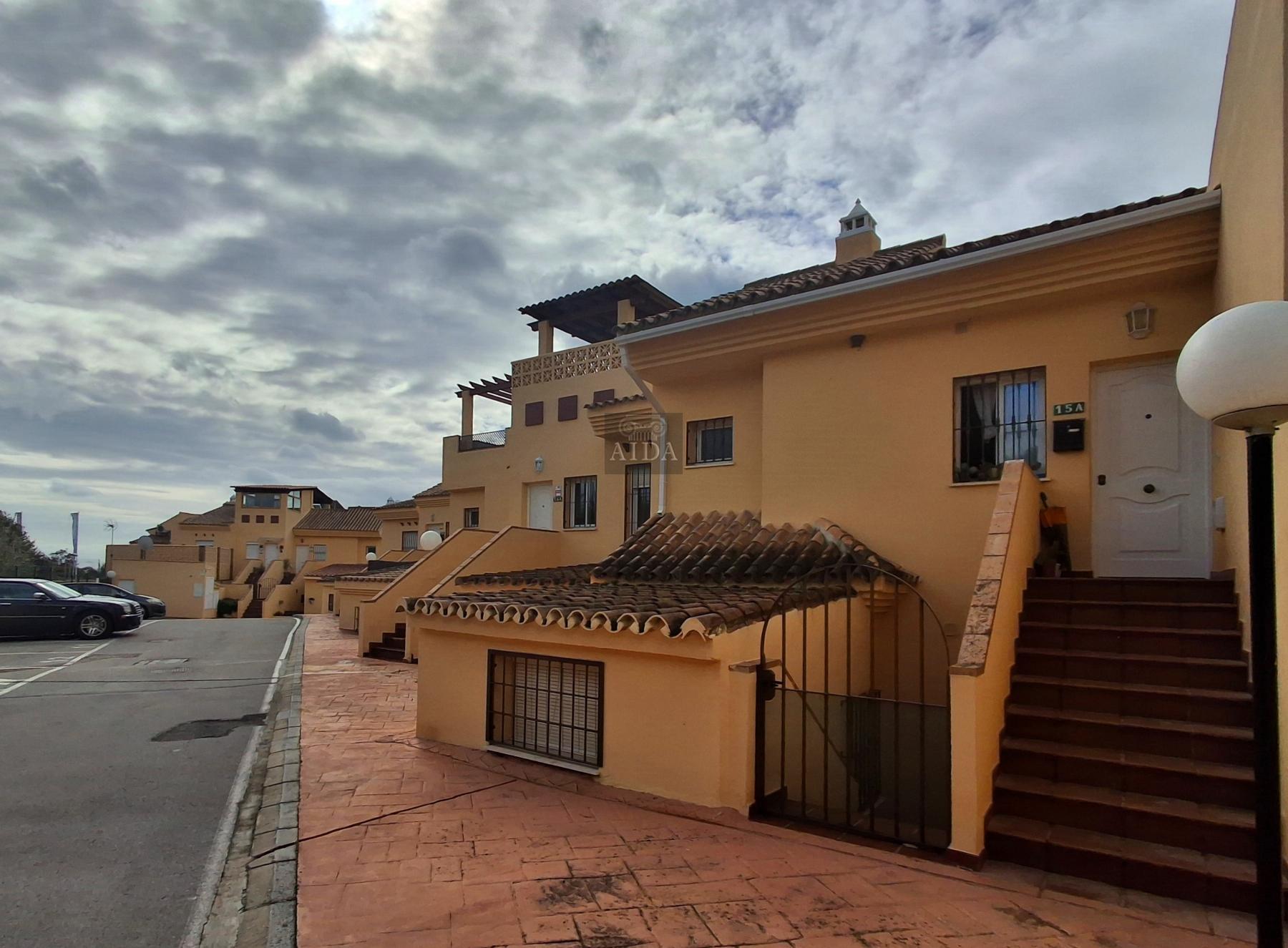 For sale of flat in Estepona