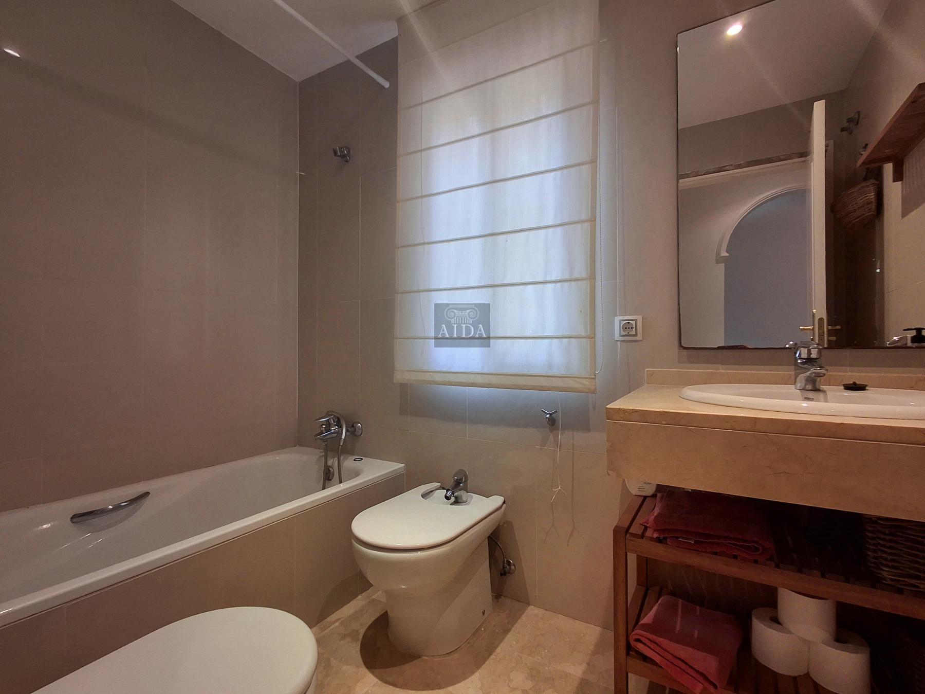 For sale of flat in Estepona