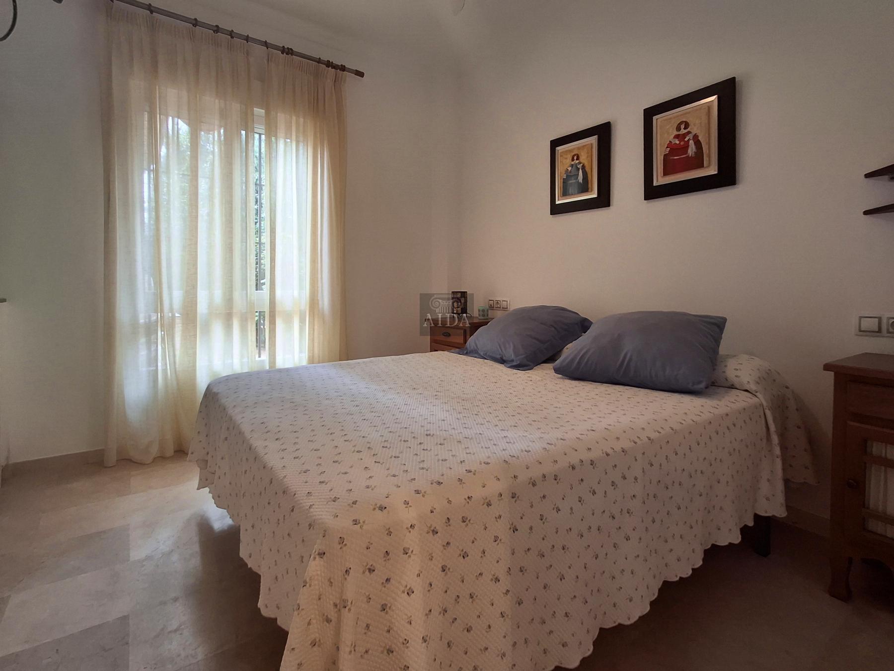 For sale of flat in Estepona