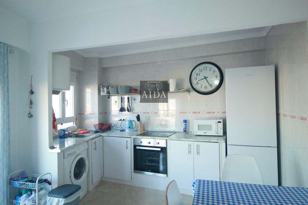 Venta de piso en Estepona