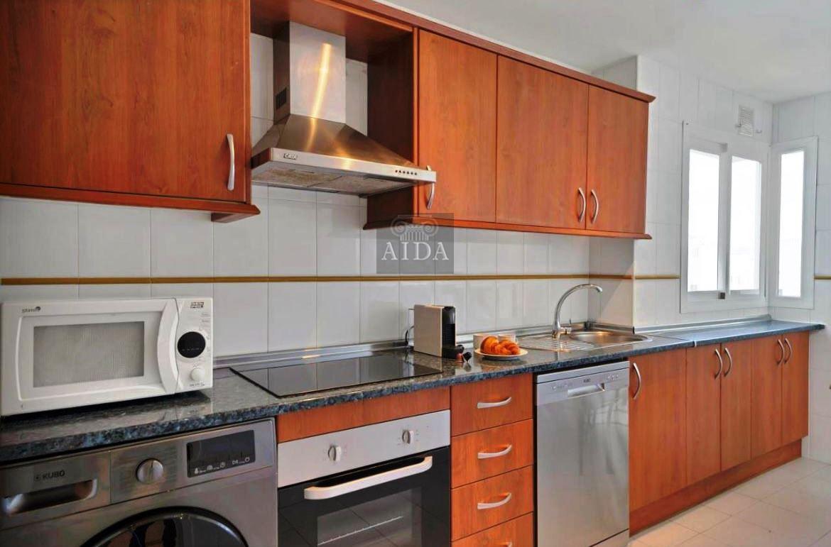 For sale of flat in Manilva