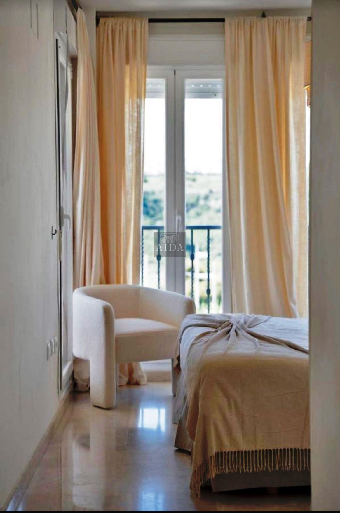 For sale of flat in Manilva