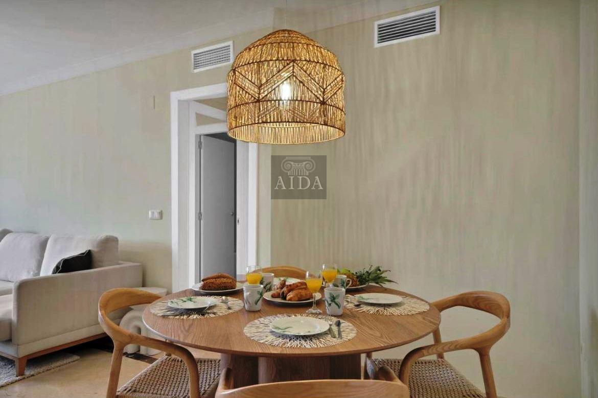 For sale of flat in Manilva