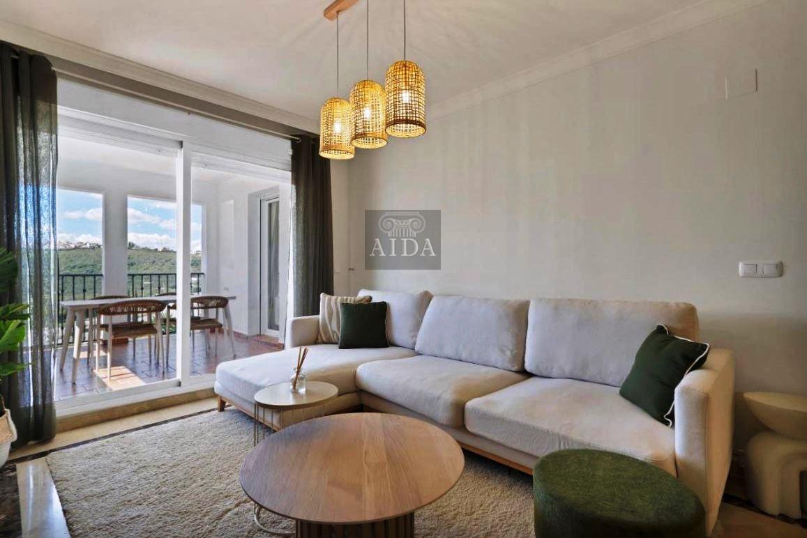 For sale of flat in Manilva