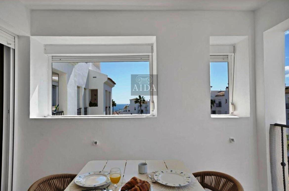 For sale of flat in Manilva