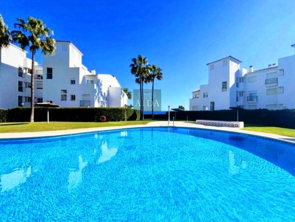 For sale of flat in Manilva