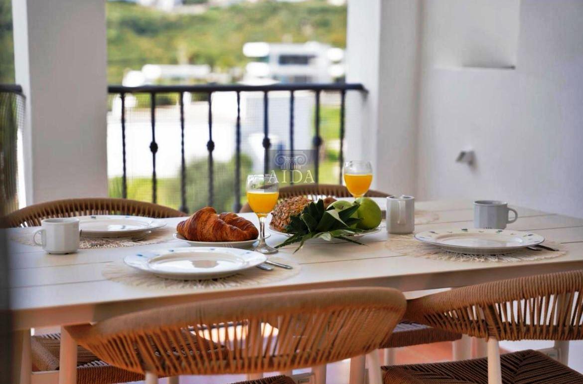 For sale of flat in Manilva