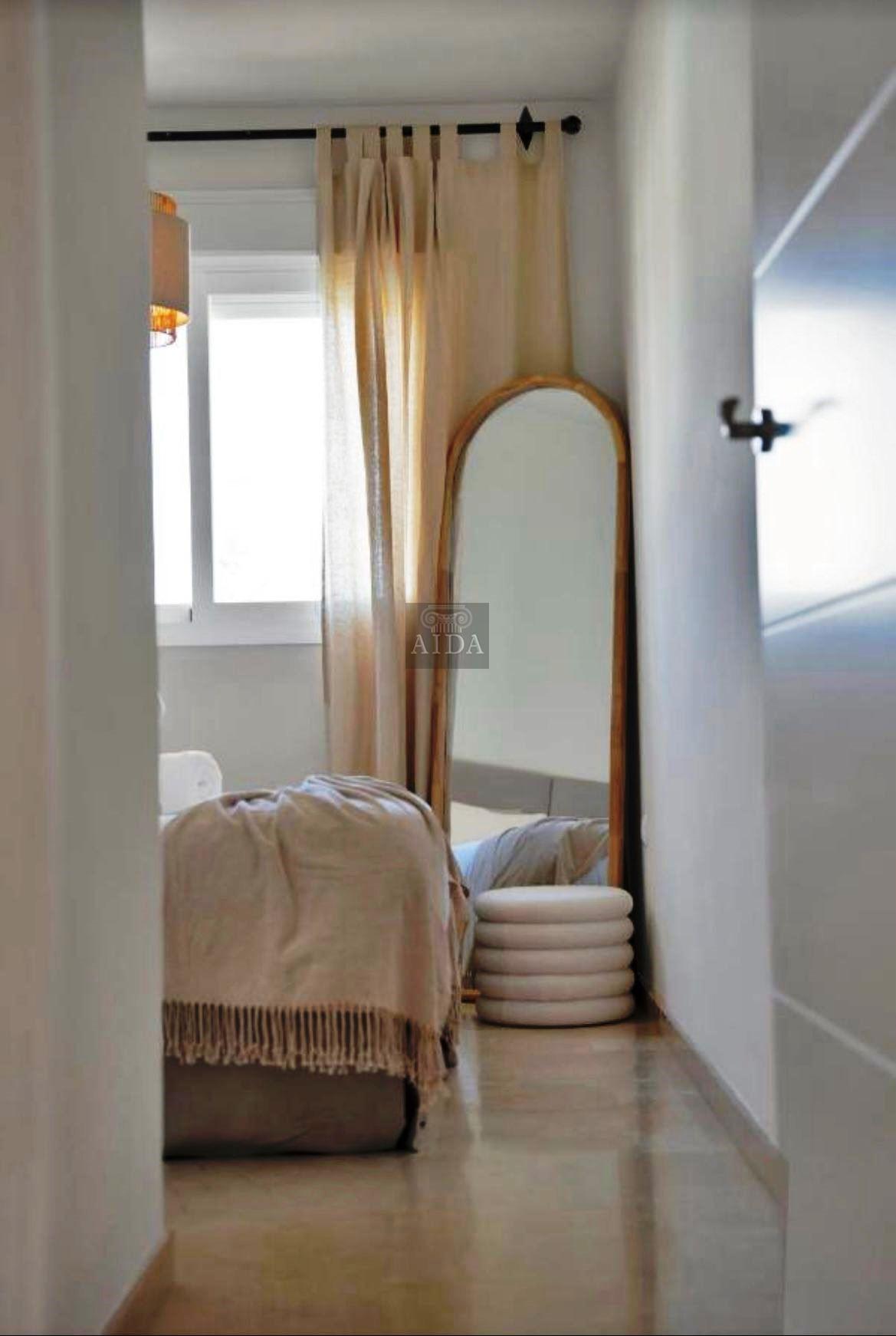 For sale of flat in Manilva