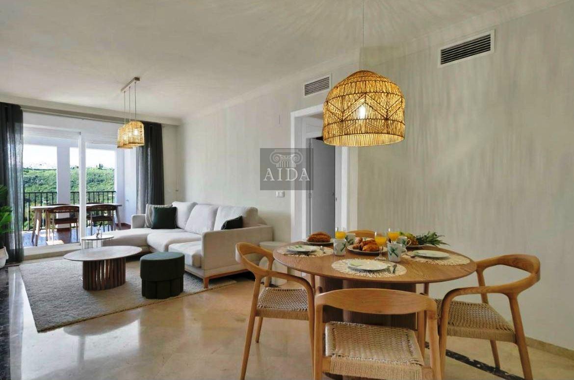 For sale of flat in Manilva