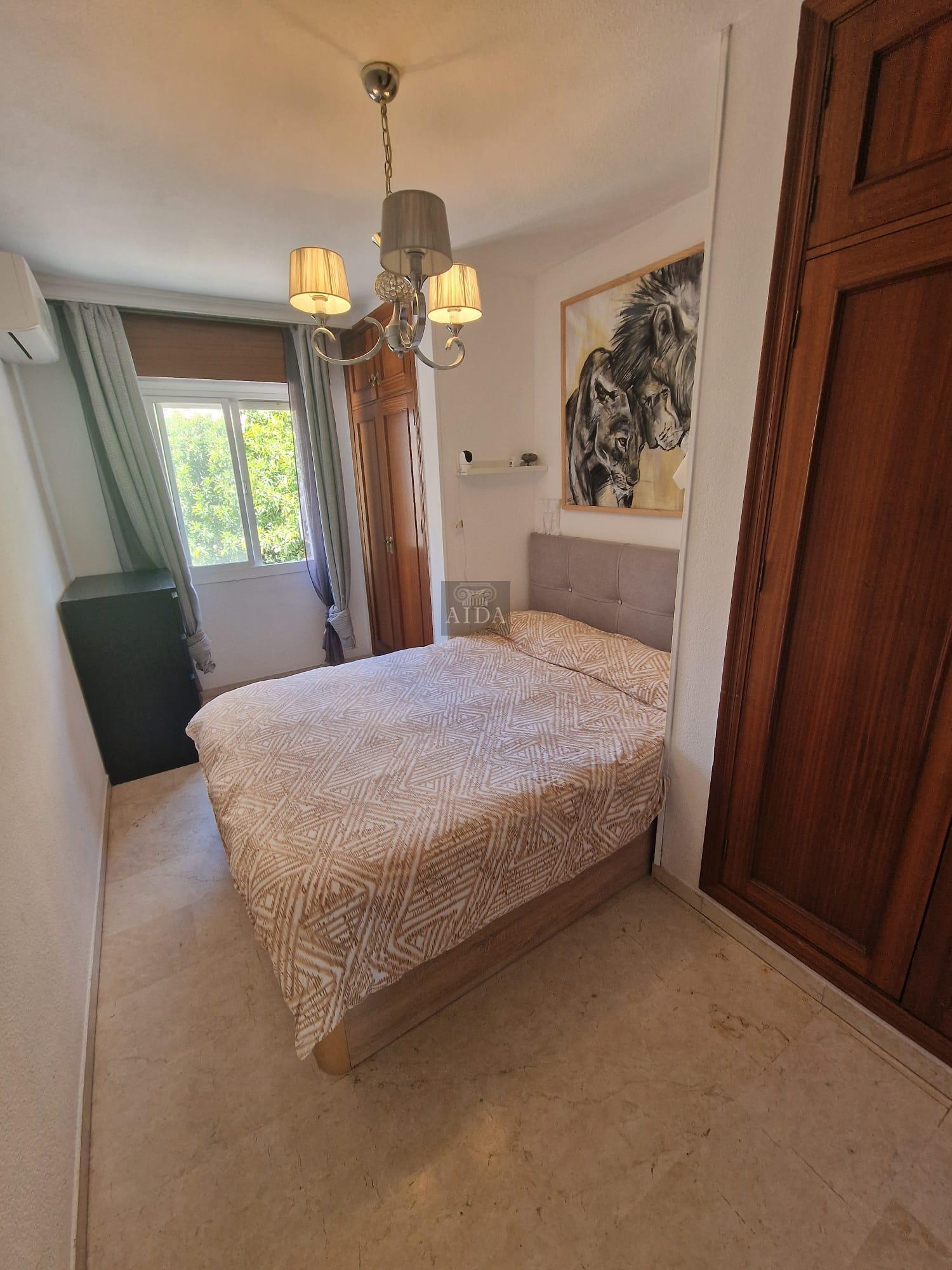 Venta de piso en Estepona