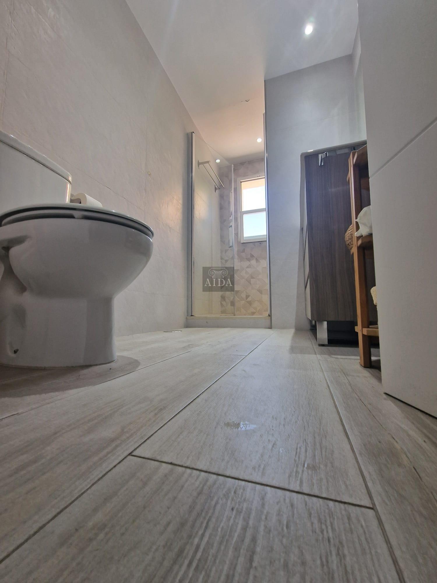 Venta de piso en Estepona