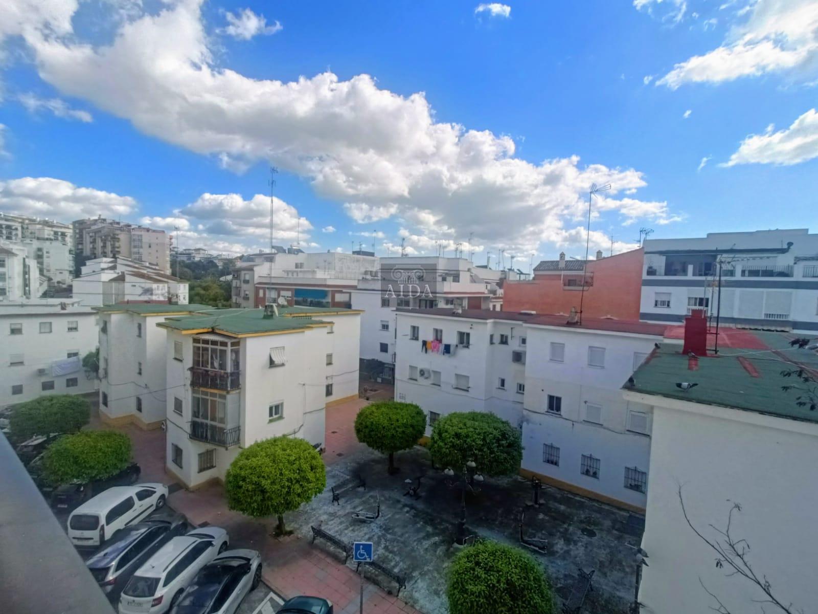 For sale of flat in Estepona