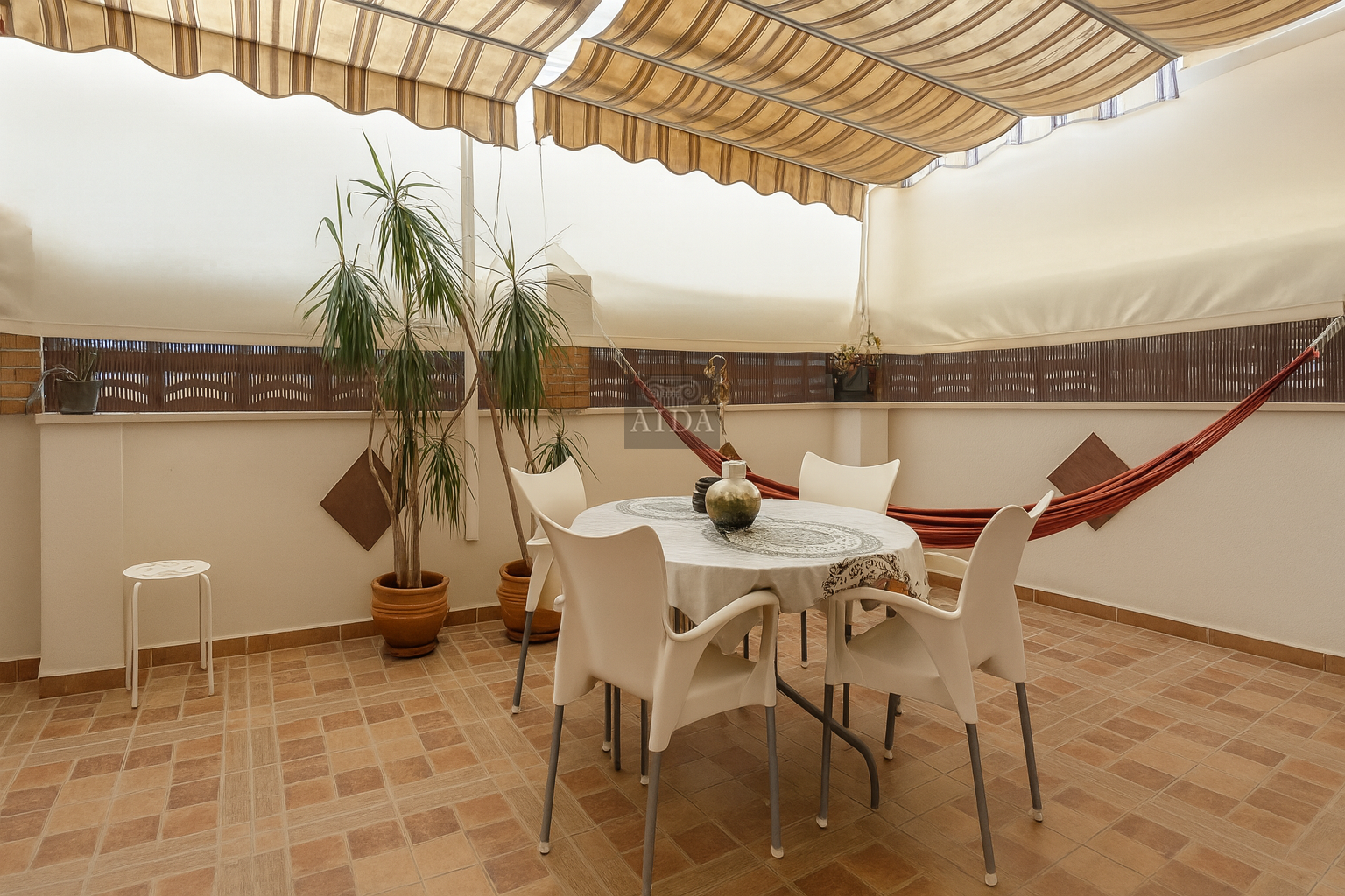 For sale of flat in Estepona