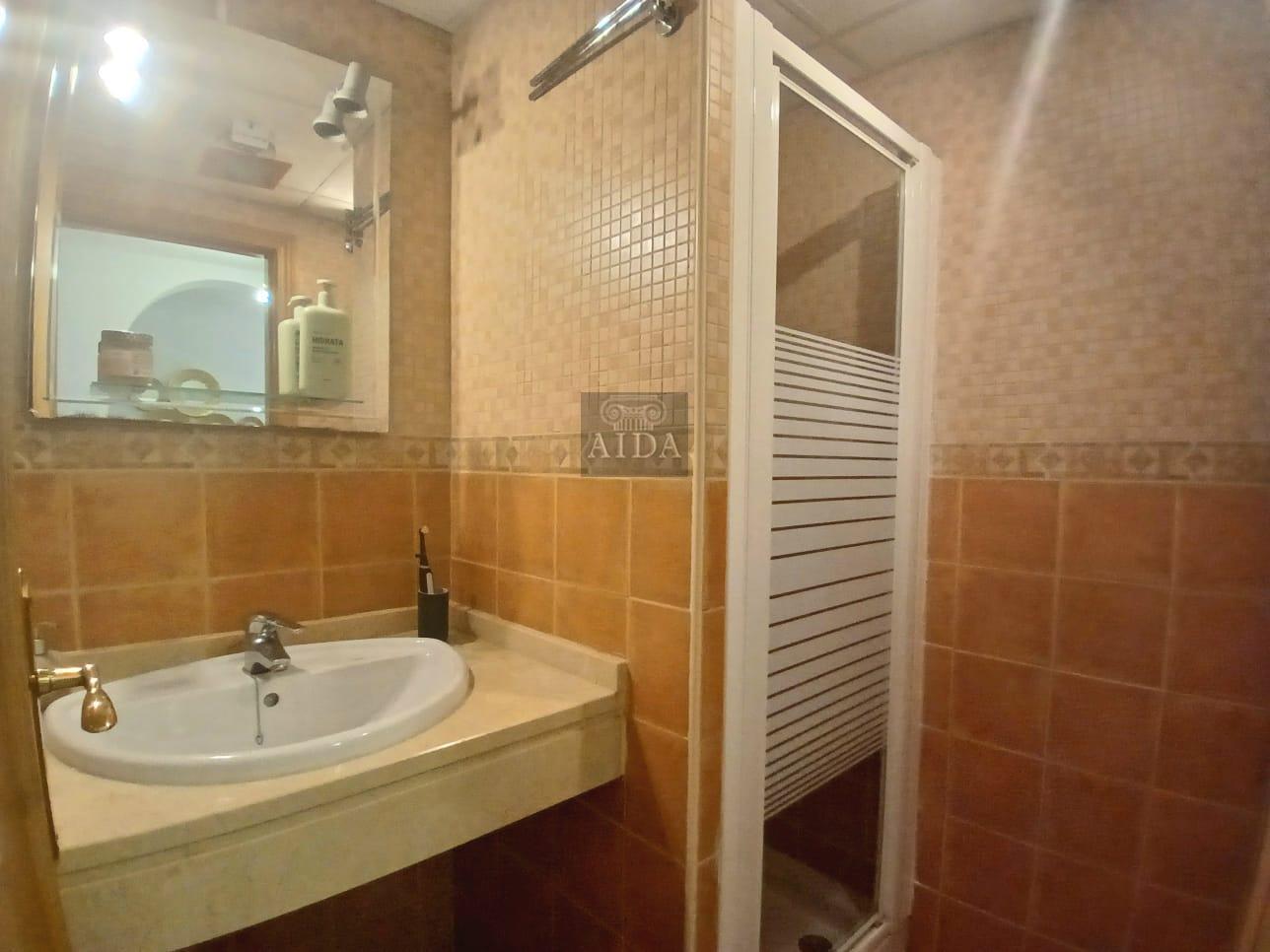 Venta de piso en Estepona