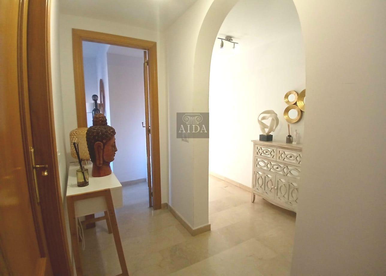 Venta de piso en Estepona