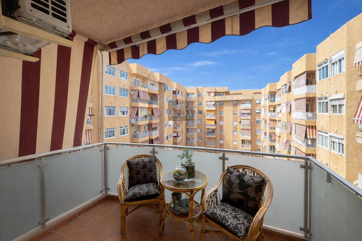 Venta de piso en Estepona