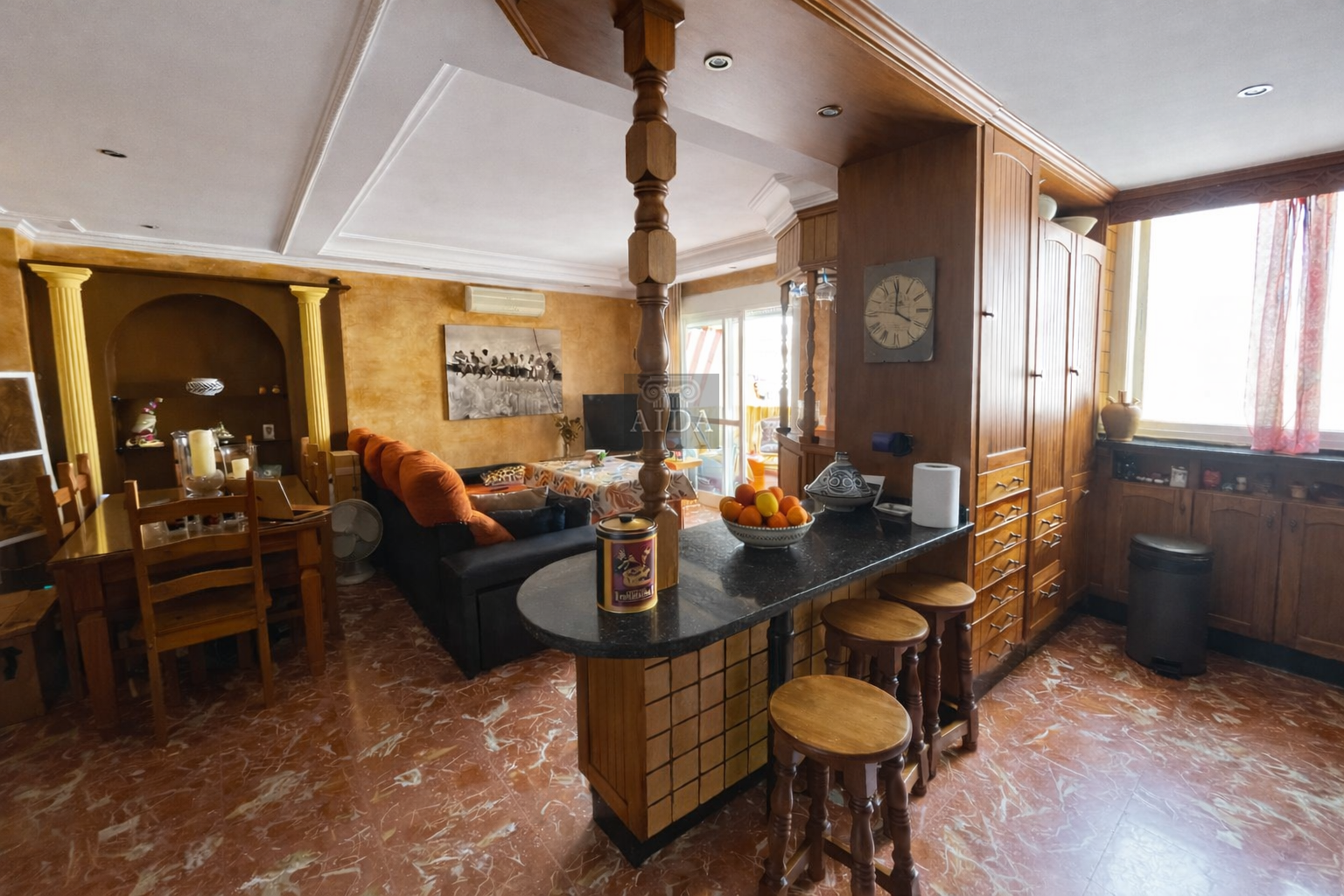 Venta de piso en Estepona