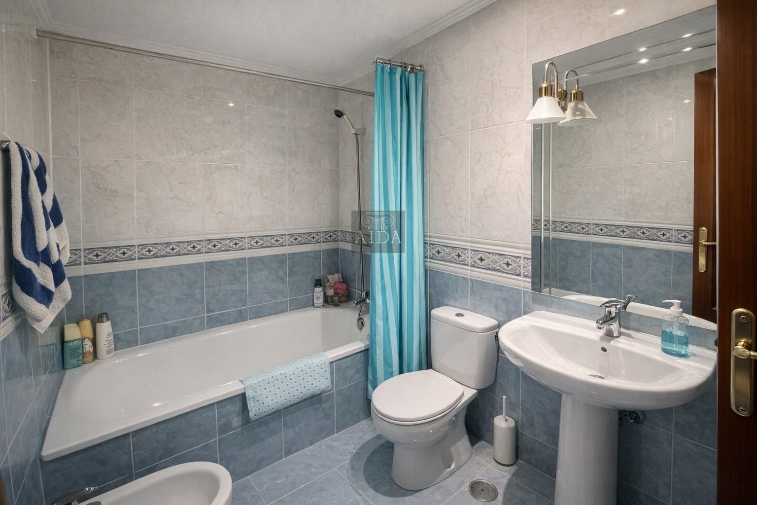 Venta de piso en Estepona