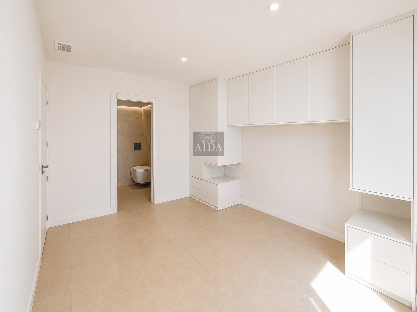 Venta de piso en Estepona