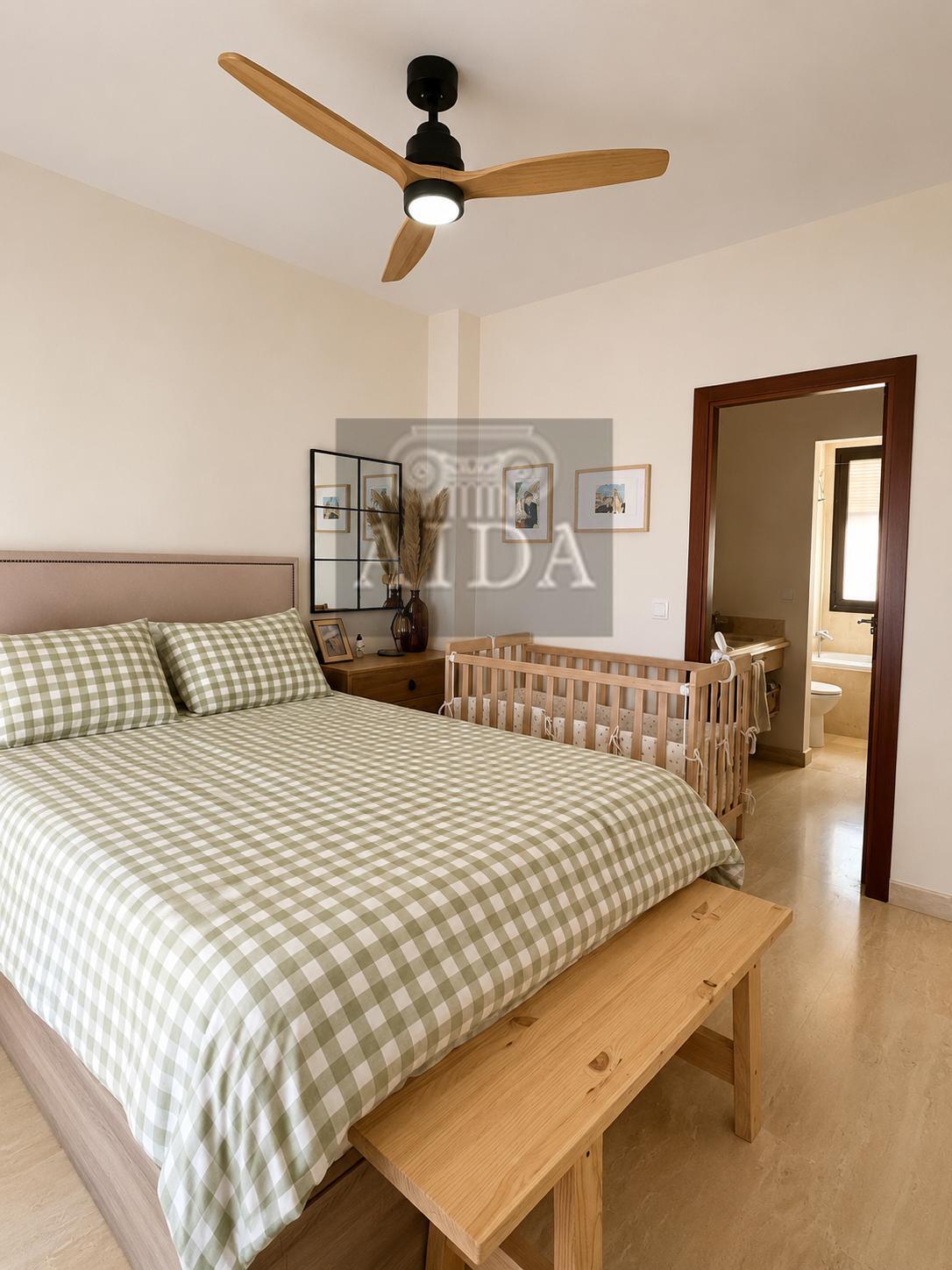 Venta de piso en Estepona
