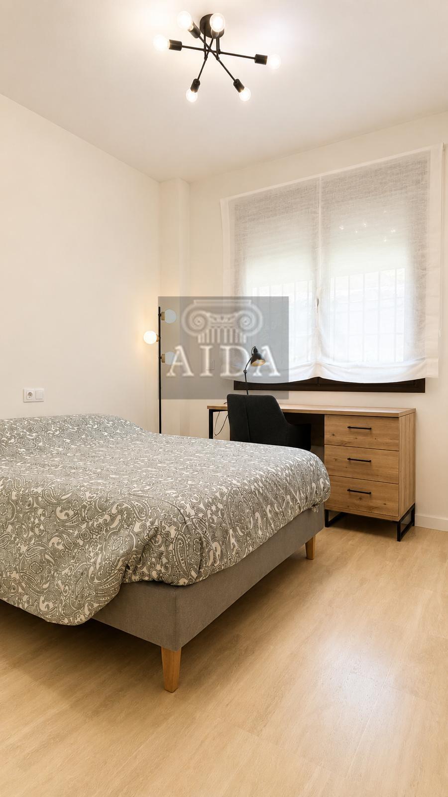 Venta de piso en Estepona