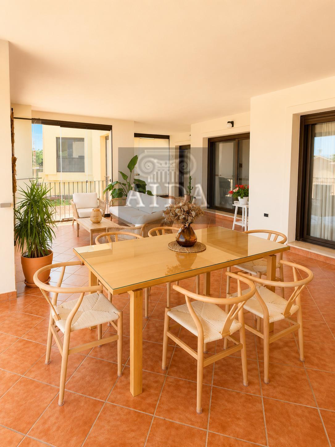 Venta de piso en Estepona
