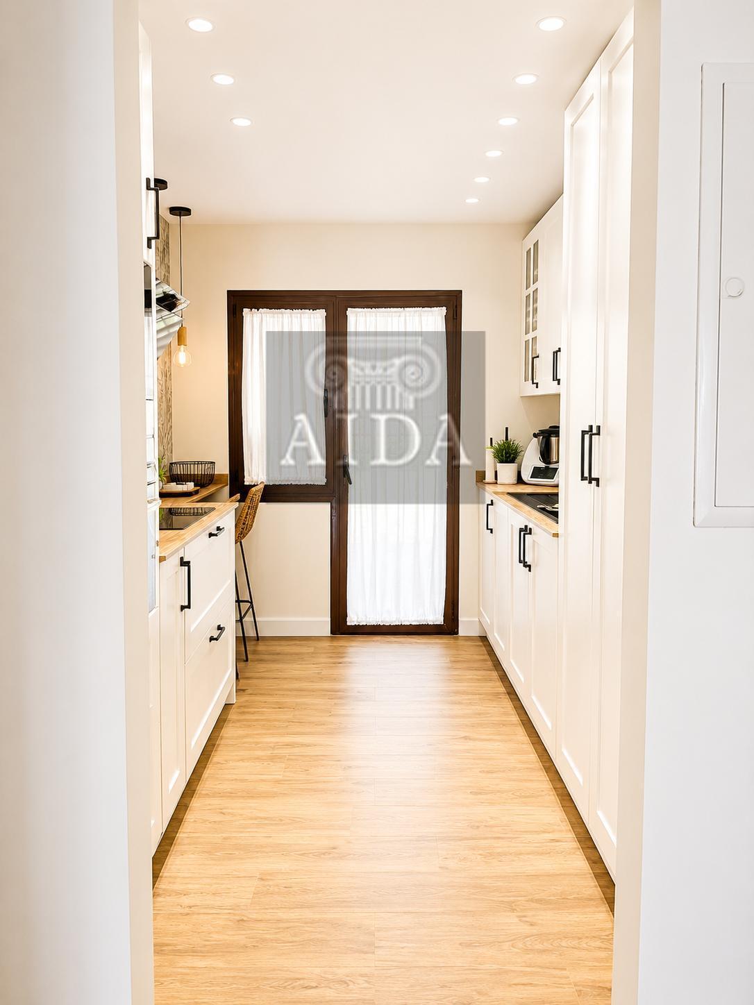 Venta de piso en Estepona