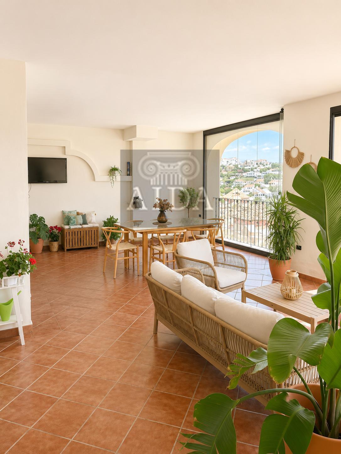 Venta de piso en Estepona