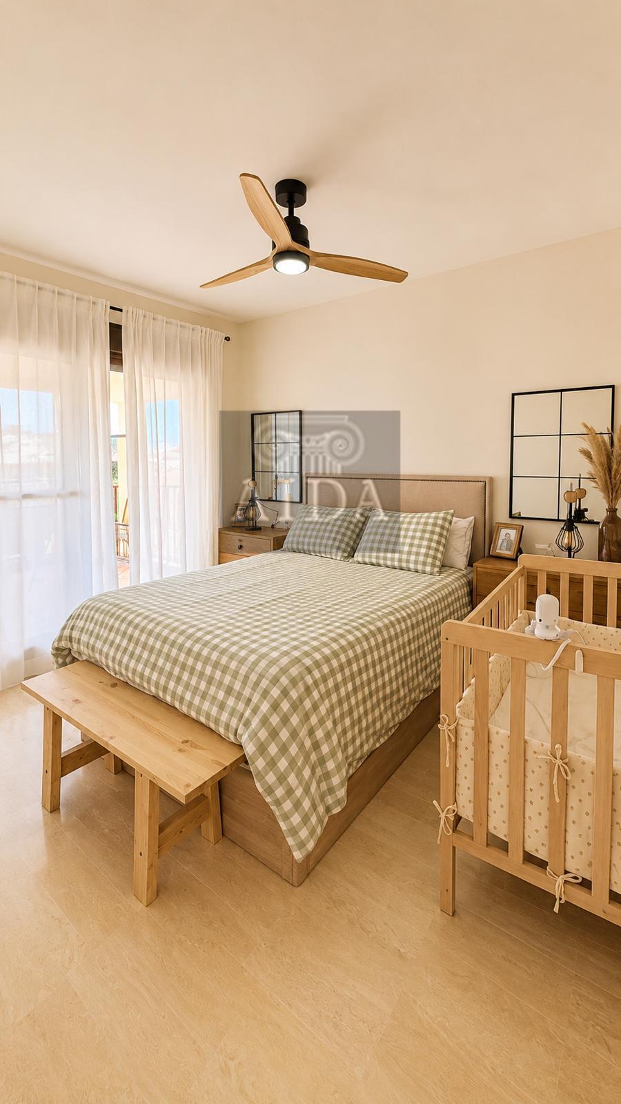 Venta de piso en Estepona