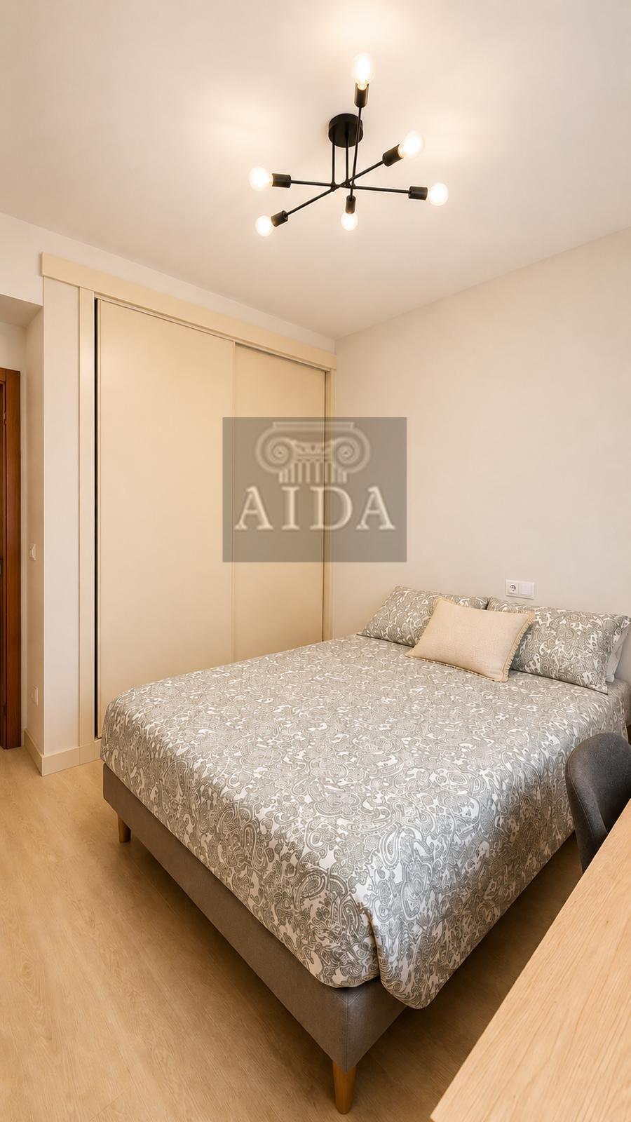 Venta de piso en Estepona